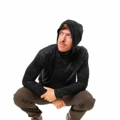 Googan Squad Hooded Long-Sleeve With Gaiter -Karl’s Baits Shop bt6a7668 kv