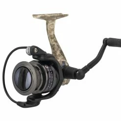 Lews American Hero Camo Spinning Reel -Karl’s Baits Shop lews americanherocamo glamright 41 02 lew 10026b
