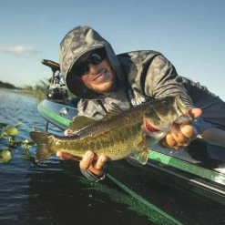 HUK Icon X Running Lakes Hoodie -Karl’s Baits Shop lifestyle iconxrunninglakes hoodie 1