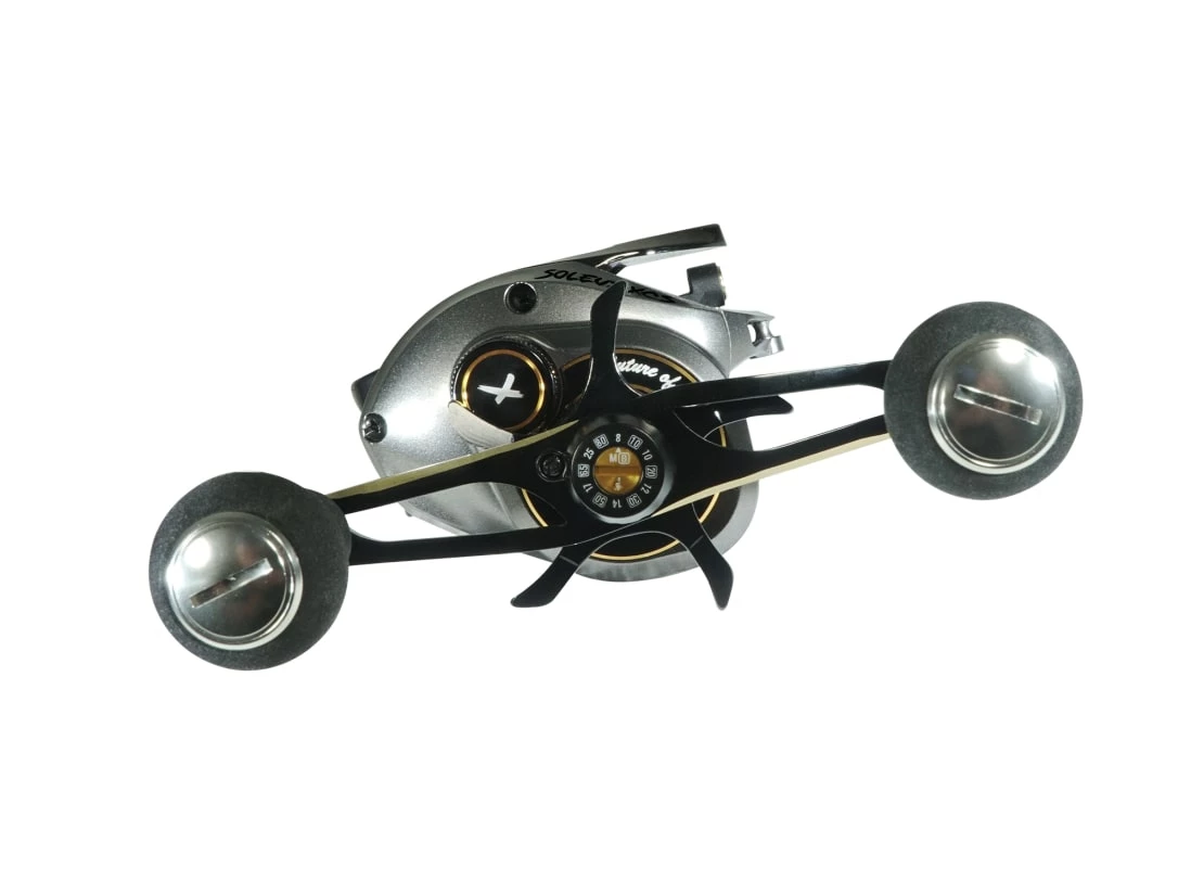 Favorite Fishing Soleus XCS Baitcasting Reel 4 Favorite Fishing Soleus XCS Baitcasting Reel - Image 2